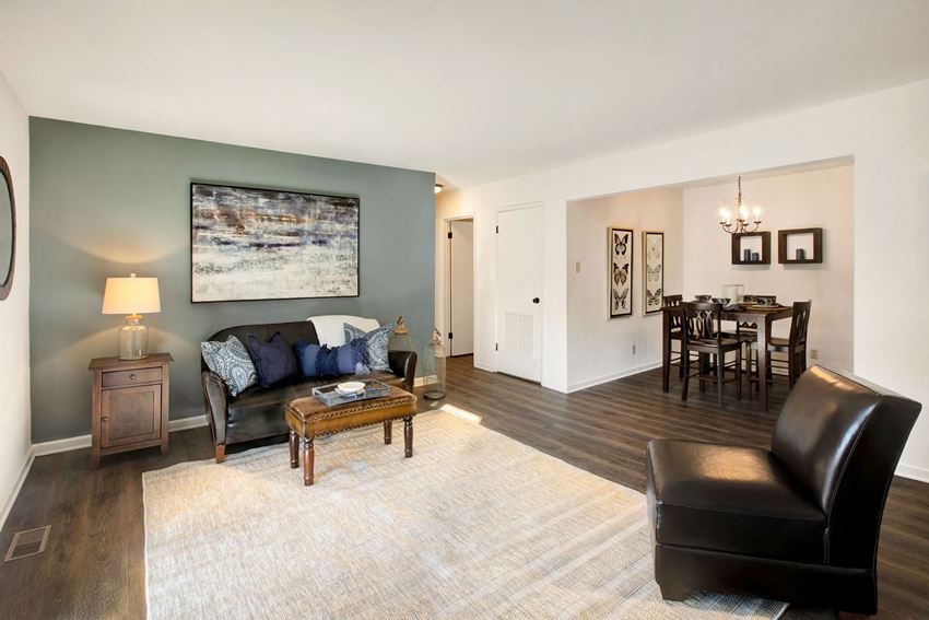 207-1 Enchanted Parkway 2 Beds Apartment, Townhouse for Rent - Photo Gallery