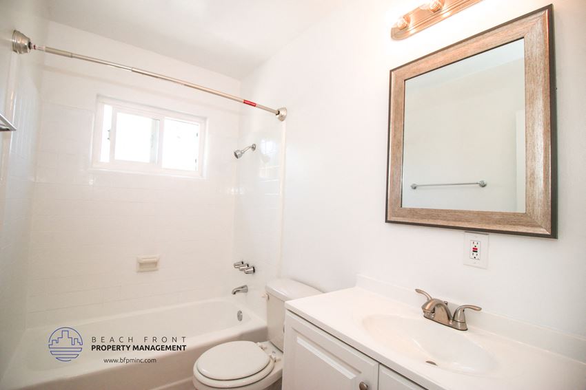 24431-24433 Hawthorne Blvd. 1-2 Beds Apartment for Rent - Photo Gallery