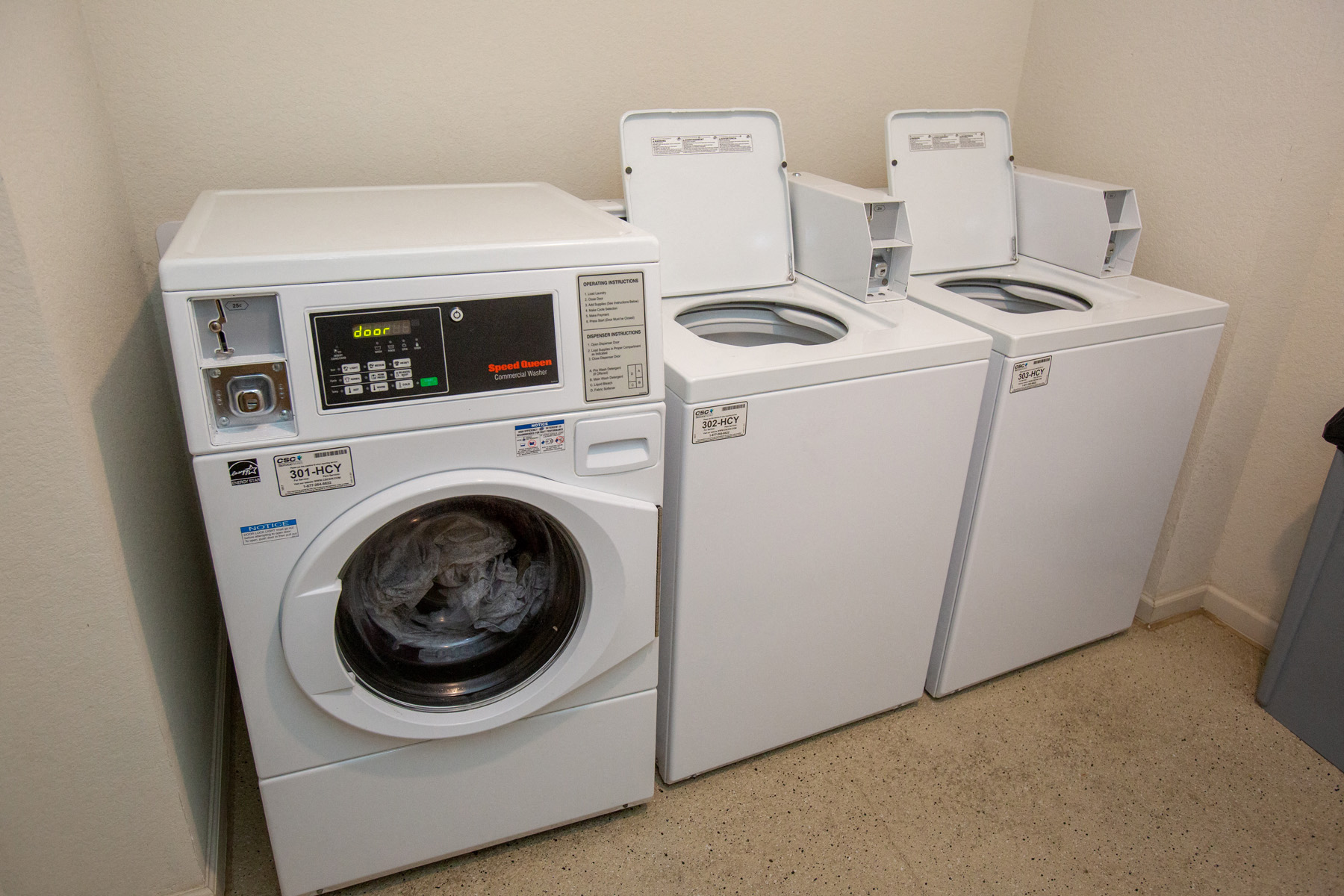 Walton Ridge Apartment Homes Community Laundry Room