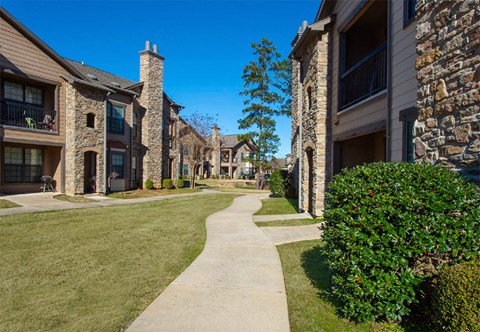 Walking Paths | Residences at SpringRidge in Shreveport, LA 71118