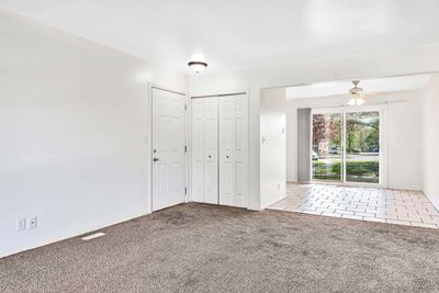 Spacious Living Room at Rivershell Apartments, Lansing, MI, 48911