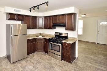 101 E. Camden Ave. 2 Beds Apartment for Rent - Photo Gallery 5