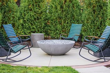 Private Patio & Firepit