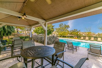 Gazebo seating with pool view - Photo Gallery 34