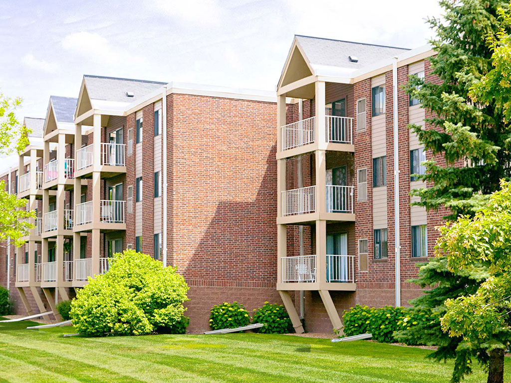 Westwind Apartments - Exterior