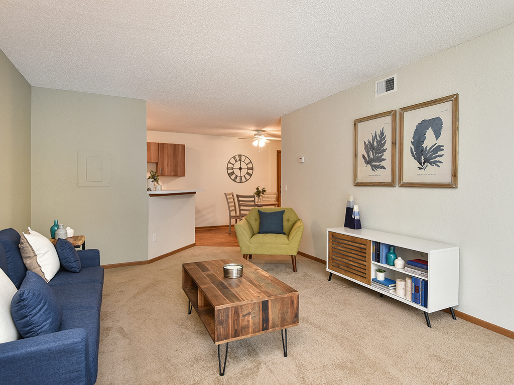 Westwind Apartments - Living Room