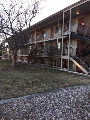1010 Delaware Drive 1-2 Beds Apartment for Rent - Photo Gallery 6