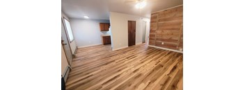 2 Bedrooms, 1 Bathroom