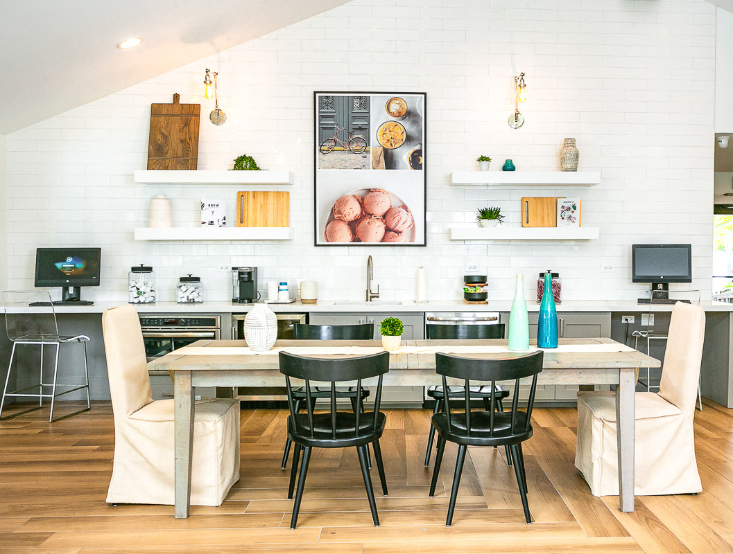 Fairways of Naperville Apartments Clubhouse