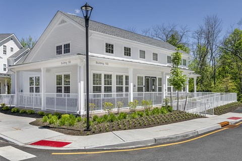 the building in which the hotel is located