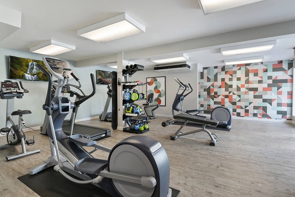 the gym at the flats at big tex apartments