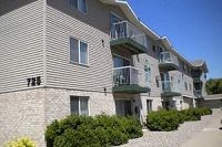 725 Ridge Ave NE 2 Beds Apartment for Rent