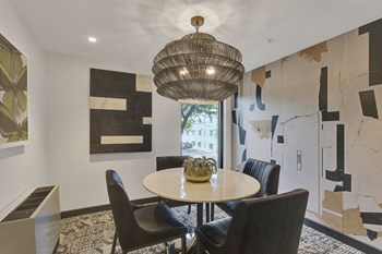 10 N Emerson 1-2 Beds Apartment for Rent - Photo Gallery 31
