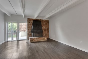 10 N Emerson 1-2 Beds Apartment for Rent - Photo Gallery 34