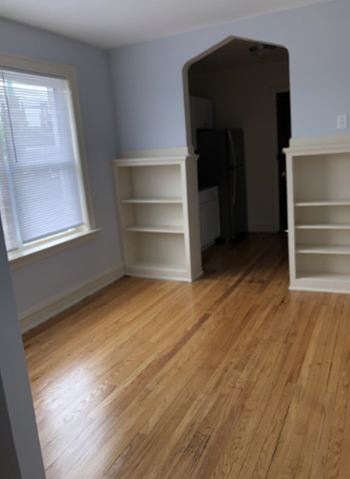 7027 -7033 S Indiana Avenue 1 Bed Apartment for Rent - Photo Gallery 5