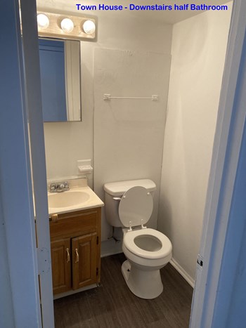 Williamsburg East Apartments