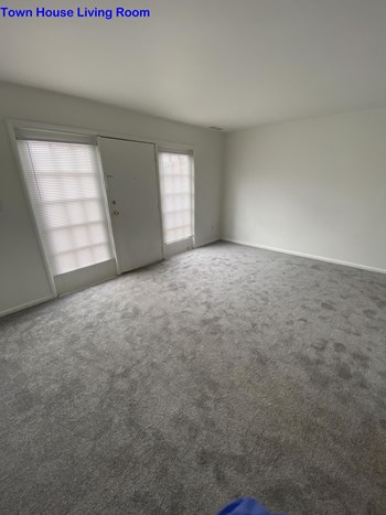 Williamsburg East Apartments