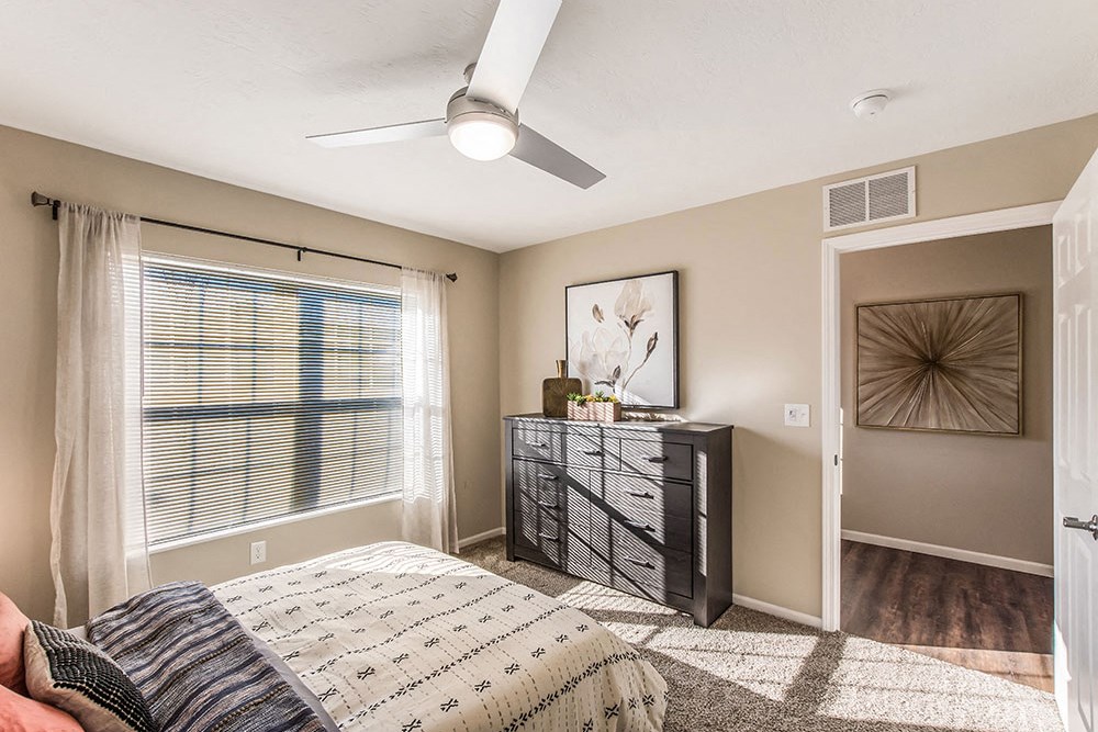 Simpsonville SC Apartment Rentals Redwood Simpsonville Neely Ferry Road Bedroom1