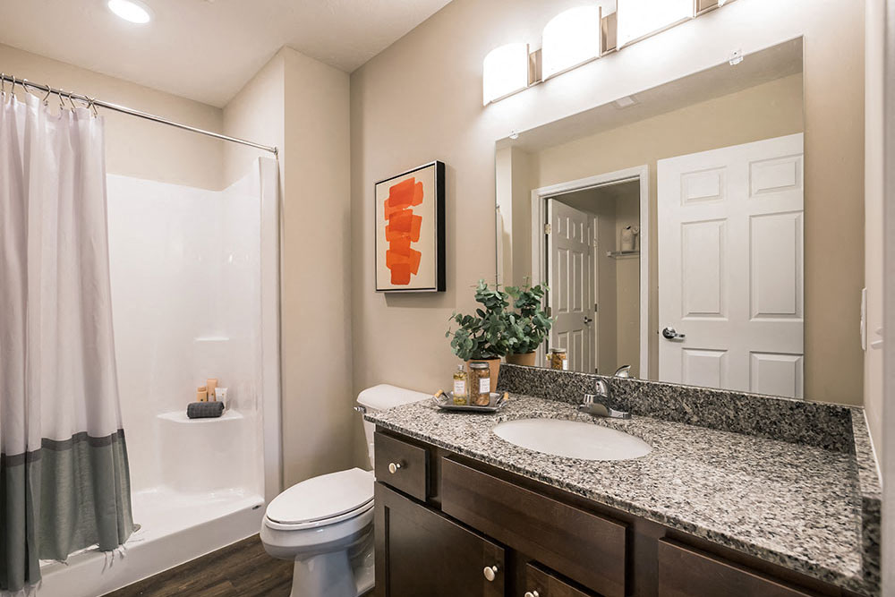 Miami Township OH Apartment Rentals Redwood Miami Township Bathroom Two