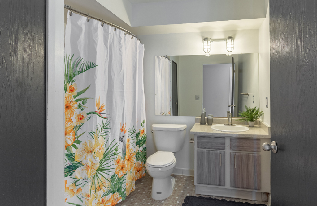 Updated apartments in Farmington, Michigan