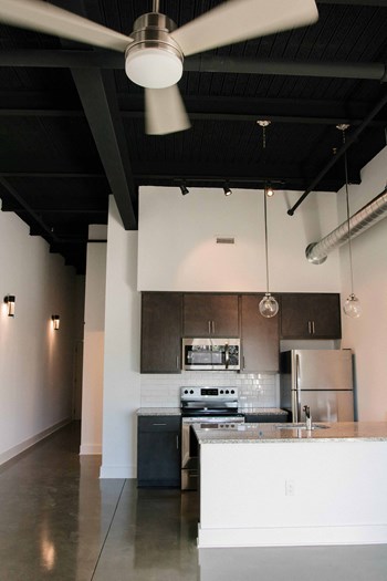 619 W. 24th Street 1-2 Beds Apartment for Rent - Photo Gallery 11