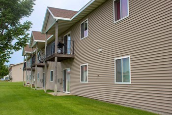 212 11th Ave 1-3 Beds Apartment for Rent - Photo Gallery 2