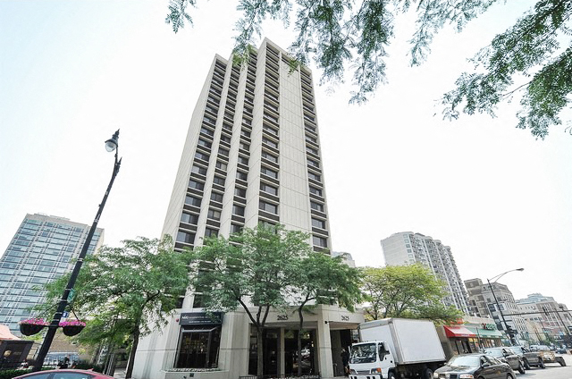 The Kent Apartments 2625 N Clark St Chicago Il Rentcafe