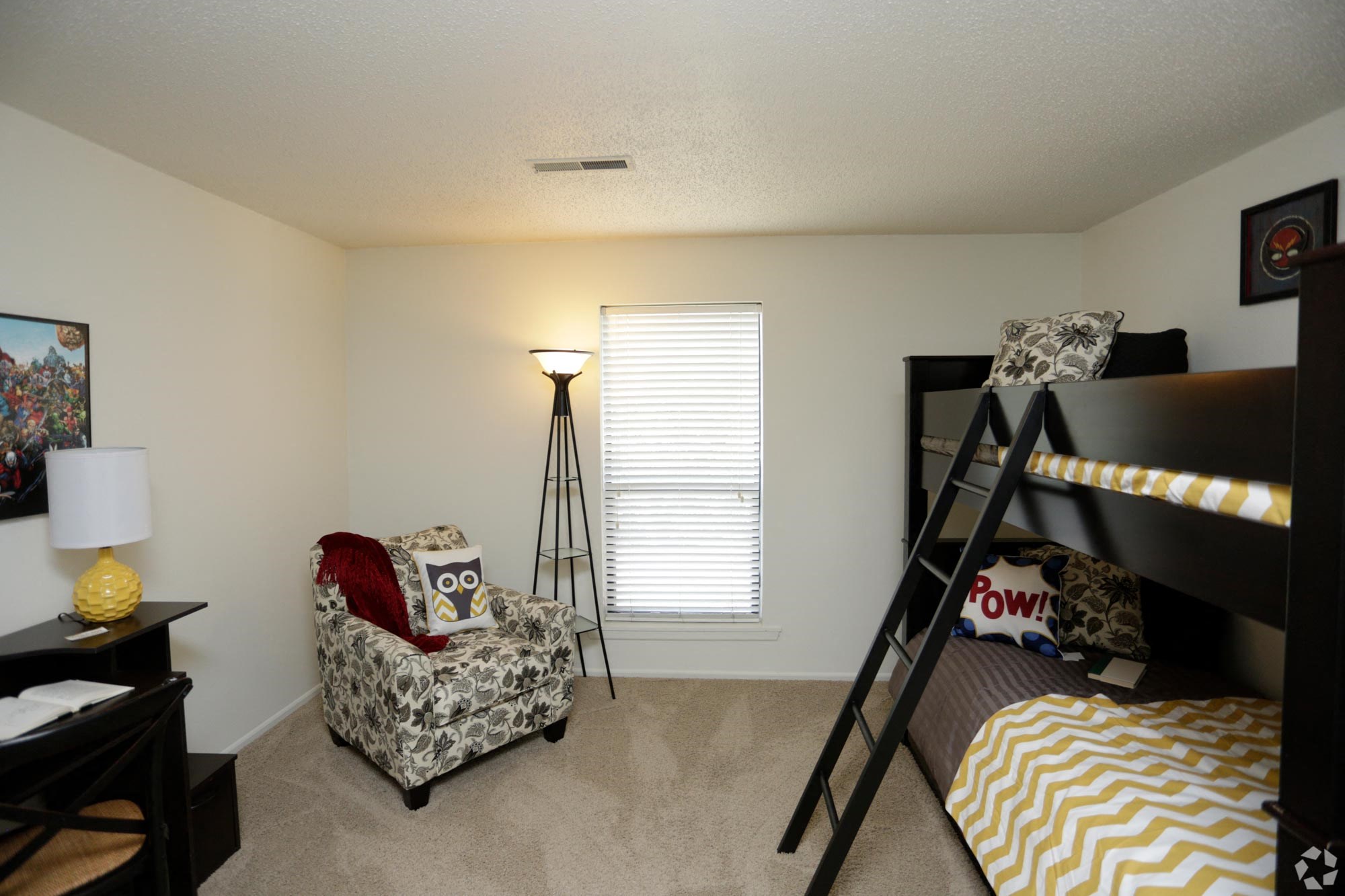 Crown Colony Apartments, 900 SW Robinson Ave, Topeka, KS RENTCafé