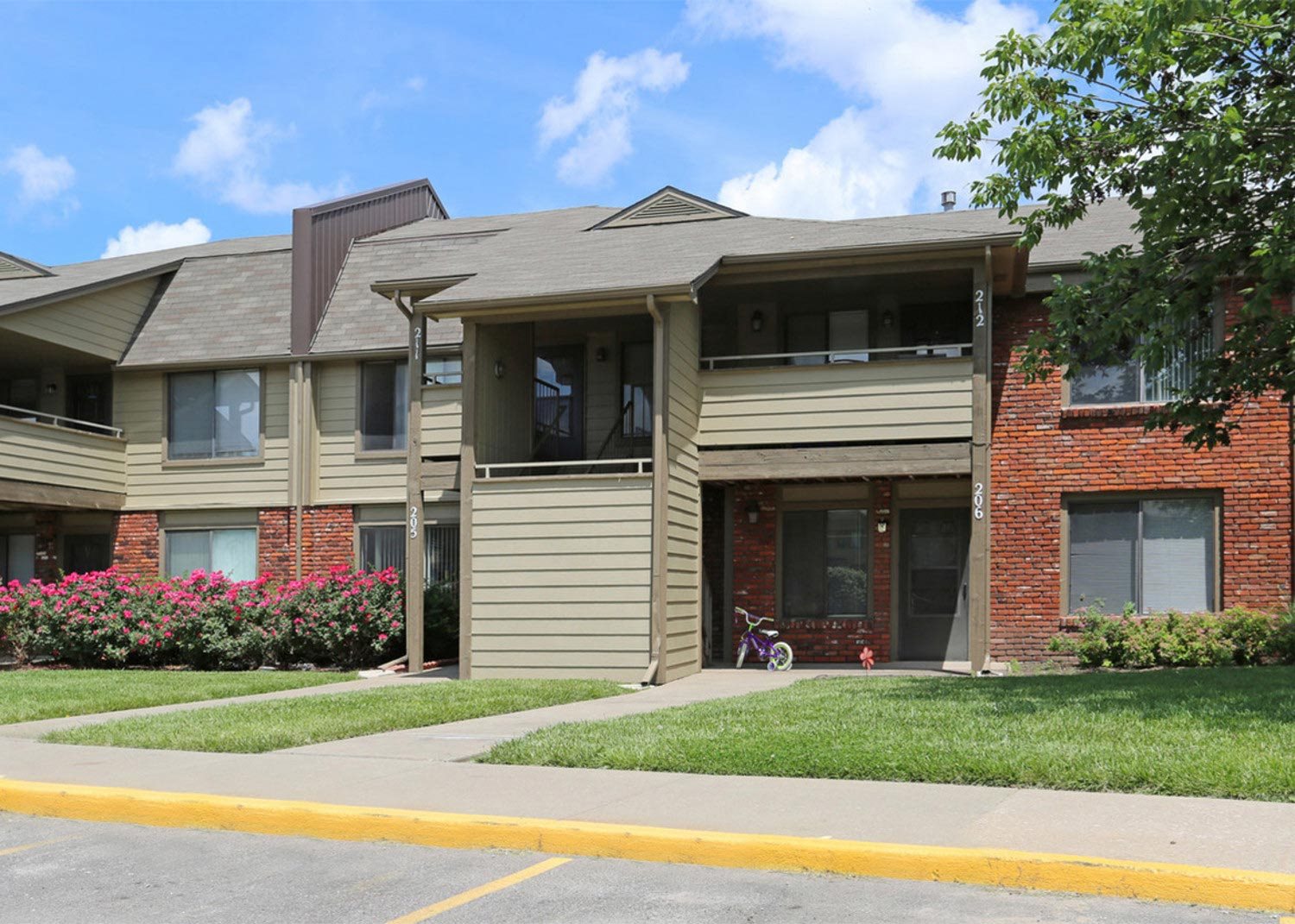 Photos and Video of Villa West Apartments in Topeka, KS