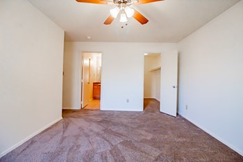 Bay Pointe Apartments 400 Valencia Drive Maumelle Ar Rentcafe