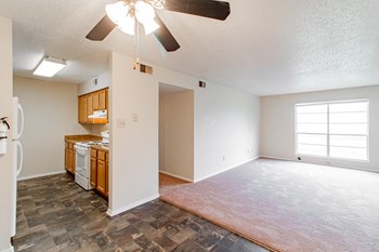 321 Highway 201 North 1-3 Beds Apartment for Rent - Photo Gallery 2