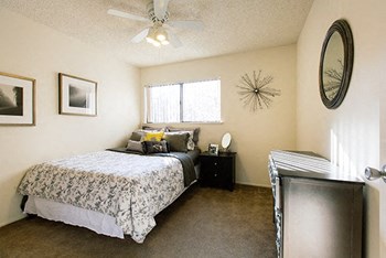 717 Alvarado Avenue 1-3 Beds Apartment for Rent - Photo Gallery 3