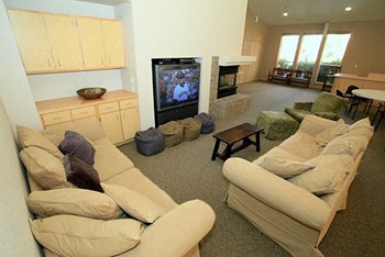 164 Orchard Park Drive 1-4 Beds Apartment for Rent - Photo Gallery 2