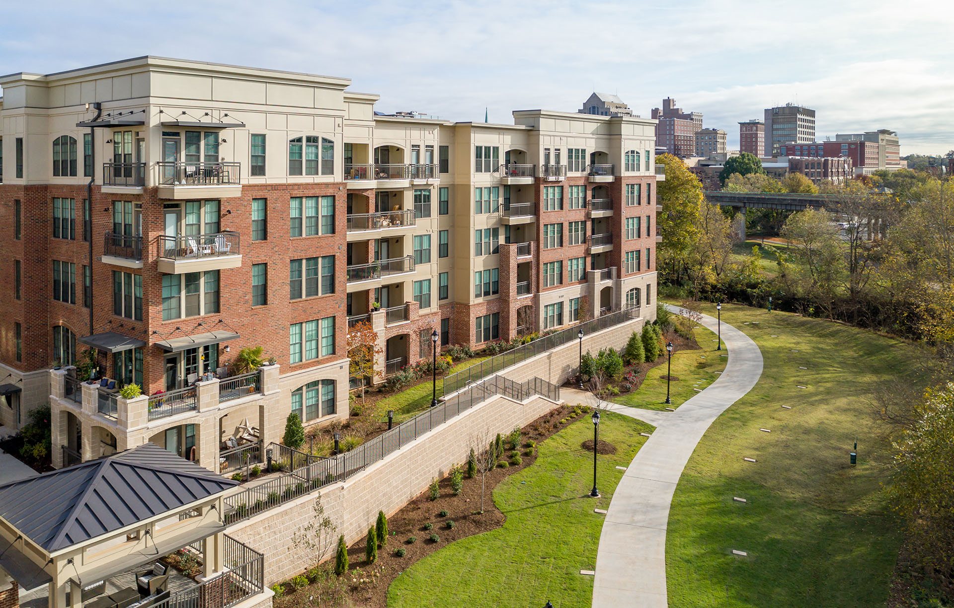 District West Apartments In Greenville Sc