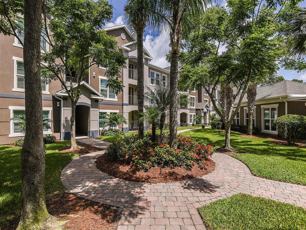 Fountain Villas Community Exterior