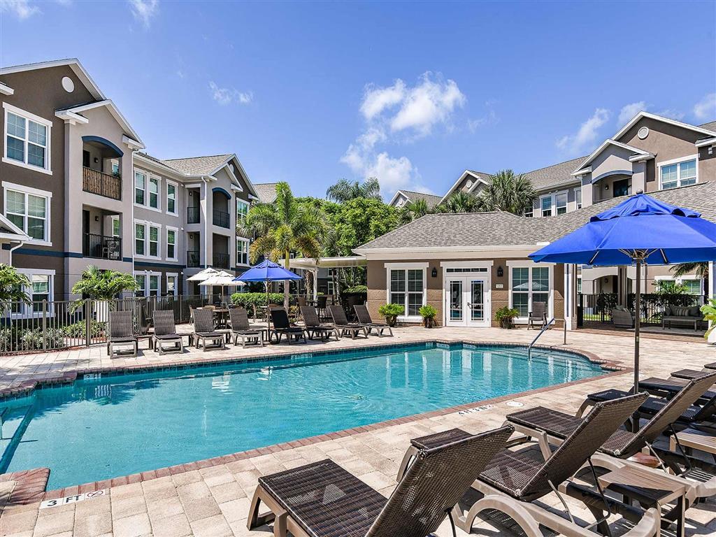 Fountain Villas Pool