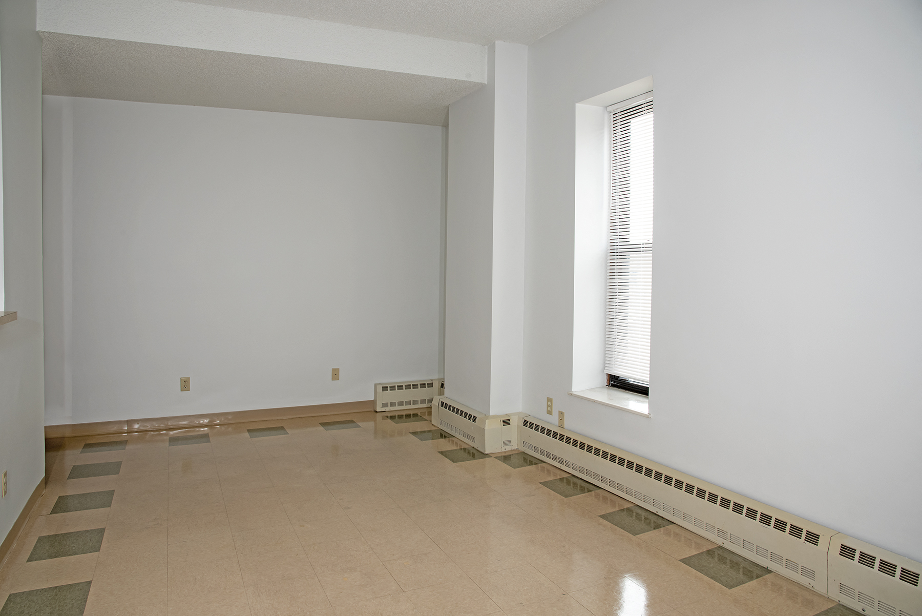 1516 Elliot Park Apartments Minneapolis