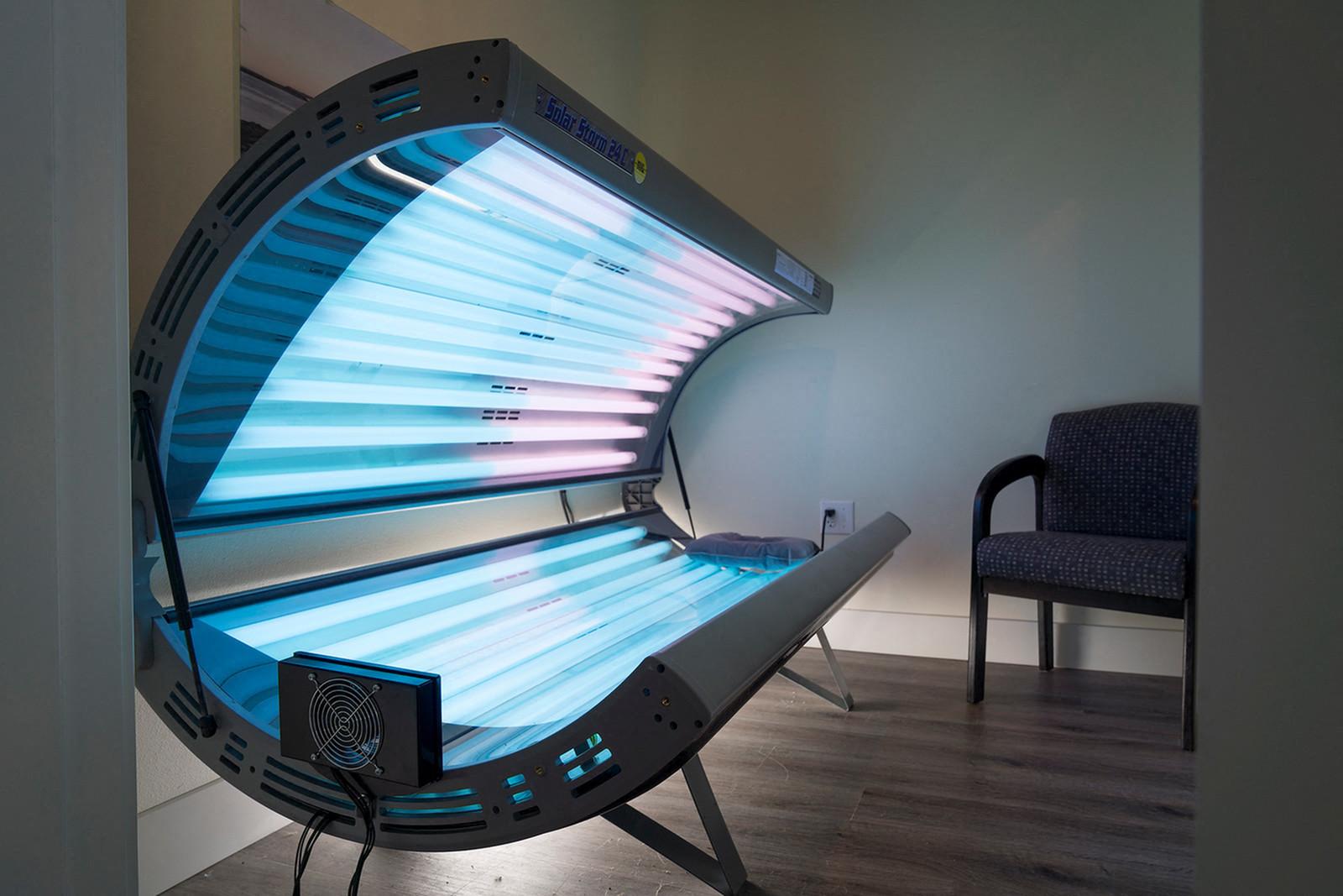 A Luxurious Tanning Bed at 5100 Summit Apartments