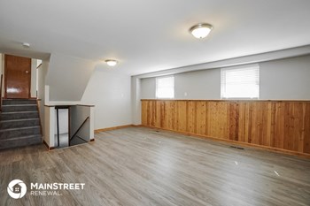 4856 Cryodon Blvd N 4 Beds House for Rent - Photo Gallery 11