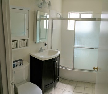365 Chiquita Avenue 1-2 Beds Apartment for Rent - Photo Gallery 6