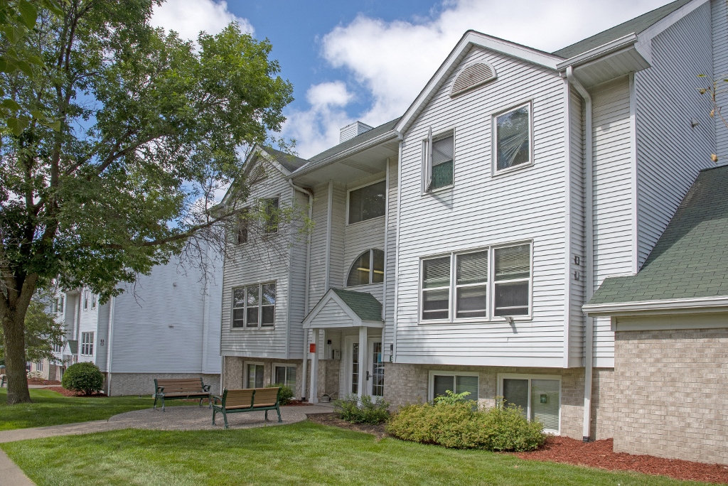 Hamline Park Apartments St. Paul