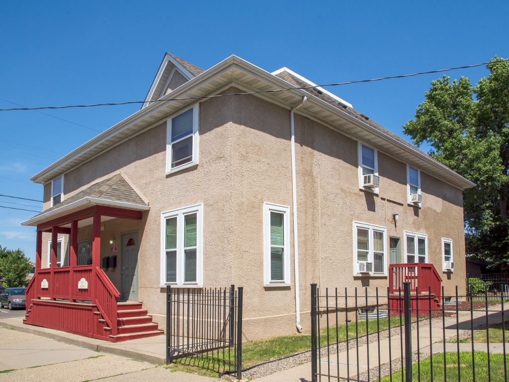 Oakland Square Apartment Homes Minneapolis