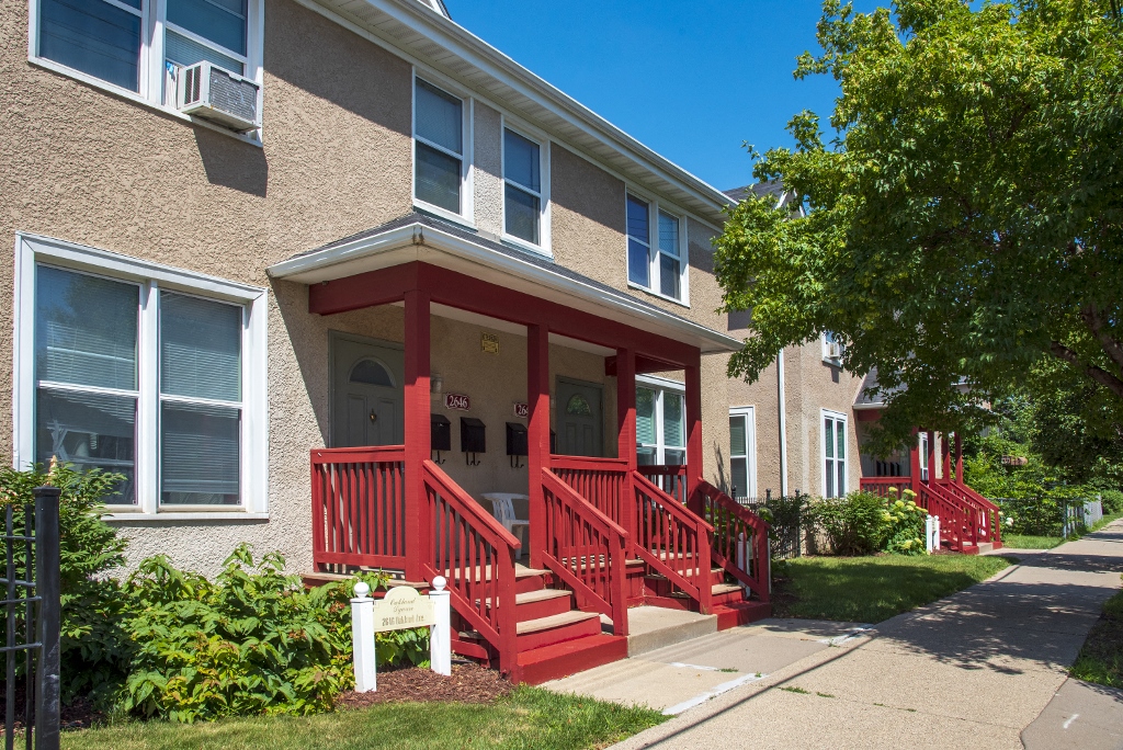 Oakland Square Apartment Homes Minneapolis