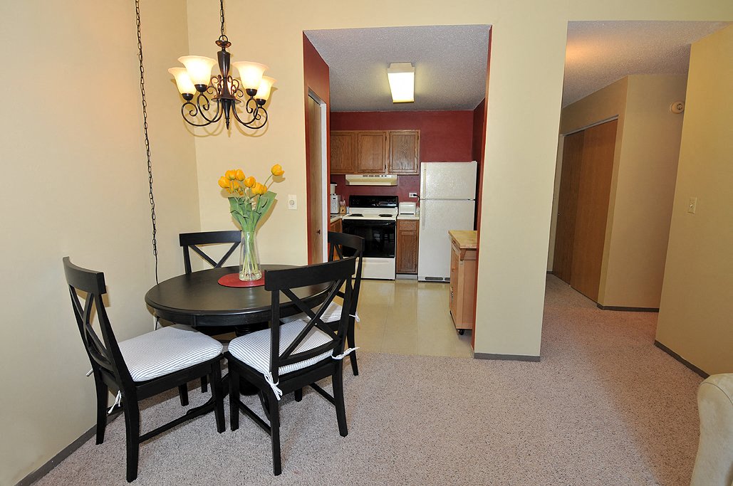 Seven Corners Apartments, 1400 S 2nd Street, Minneapolis, MN RentCafe