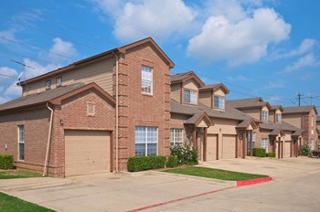 1325 Daja Lane 3-4 Beds Townhouse, Affordable for Rent - Photo Gallery 5