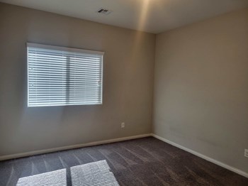 1860 Pebble Cove Avenue 3 Beds House for Rent - Photo Gallery 12