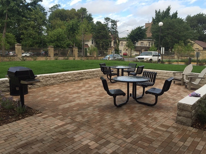 Outdoor Patio at Stonehouse Square, Minneapolis, MN, 55413