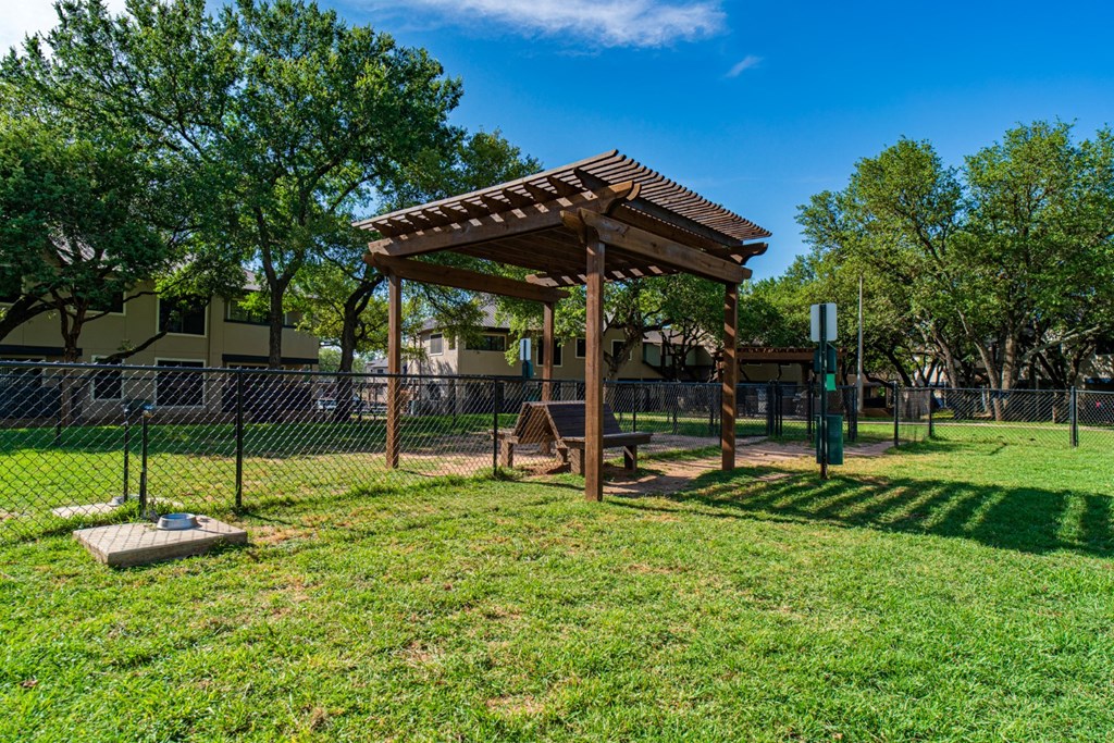 apartments for rent in austin tx with a dog park