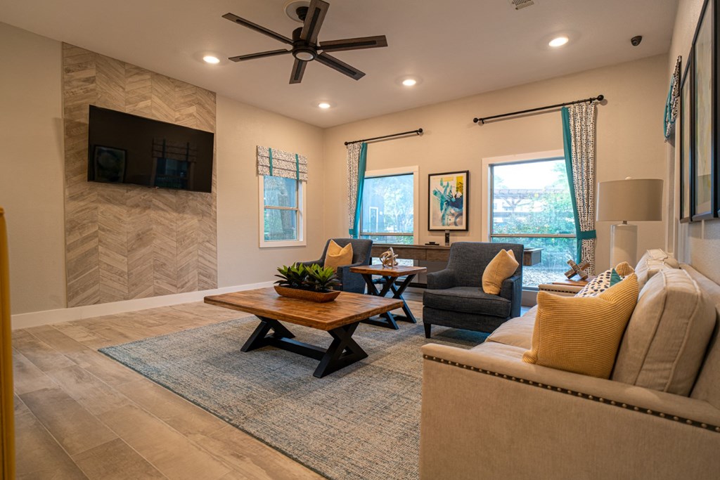 apartments for rent in austin tx with a lounge