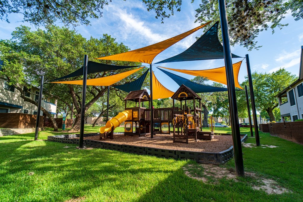 austin apartments with a playground